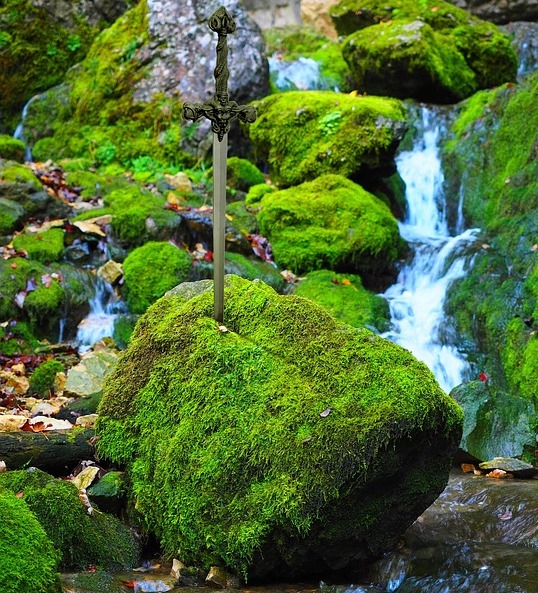 excalibur-1608535_960_720