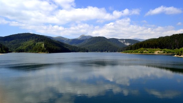 bolboci-482669__340 lake