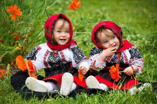 803f7d9239331addb92fda06c1b4de87 Romanian traditional costumes