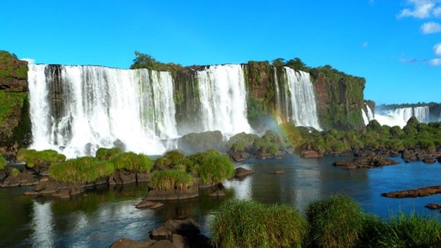 iguazu-falls-455610__340.jpg