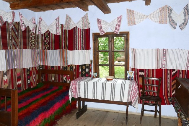 bucharest-2519177_960_720