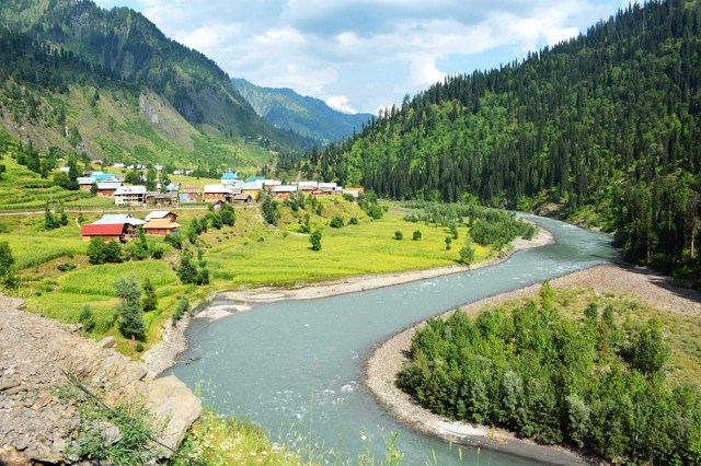 neelam river.jpg